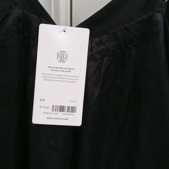 Athleta black Calm Cool Romper. Super soft satin feel. 28" inseam Size Small NWT - Picture 5 of 5